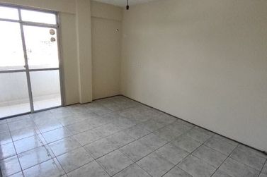 Apartamento &agrave; venda - 133m&sup2; - Centro
