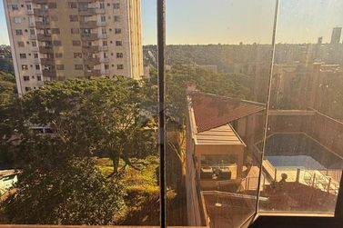 Apartamento &agrave; venda - 105m&sup2; - Centro