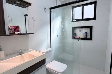 Casa &agrave; venda - 163m&sup2; - Villa Floratta