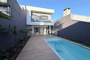 Sobrado &agrave; venda - 132m&sup2; - Loteamento Bourbon