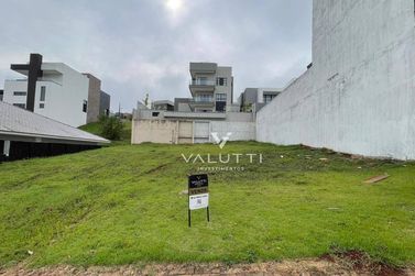 Terreno &agrave; venda - 600m&sup2; - Condom&iacute;nio Residencial Porto Madero