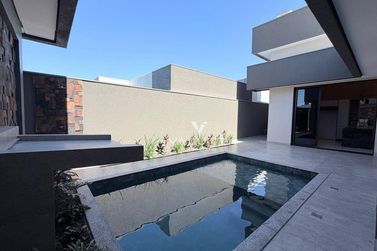Casa &agrave; venda - 212m&sup2; - Condom&iacute;nio Residencial Safira