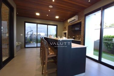 Sobrado &agrave; venda - 252m&sup2; - Condom&iacute;nio Terras Alpha I