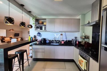 Apartamento &agrave; venda - 131m&sup2; - Edif&iacute;cio Residencial Esmeralda
