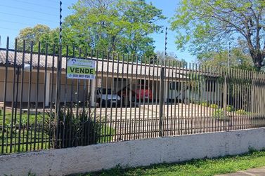 Casa &agrave; venda - 150m&sup2; - Vila A