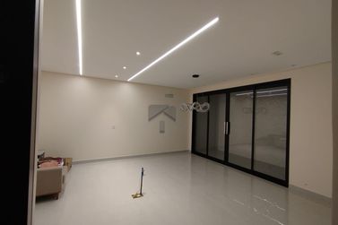 Casa &agrave; venda - 200m&sup2; - Cidade Nova