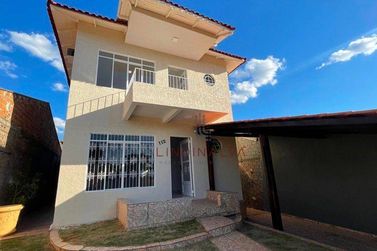 Casa &agrave; venda - 106m&sup2; - Jardim Belvedere II