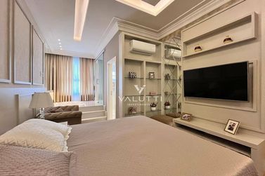 Apartamento &agrave; venda - 200m&sup2; - Meia Praia