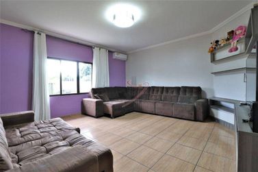 Casa &agrave; venda - 242m&sup2; - Jardim Bourbon