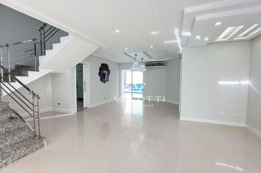 Casa &agrave; venda - 279m&sup2; - Condom&iacute;nio Residencial Porto Seguro