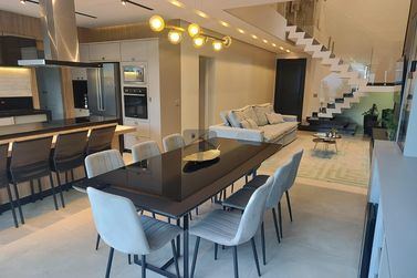 Casa &agrave; venda - 234m&sup2; - Bairro Bourgon