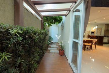 Sobrado &agrave; venda - 350m&sup2; - Condom&iacute;nio Country Igua&ccedil;u
