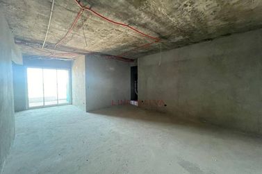 Apartamento &agrave; venda - 125m&sup2; - Centro