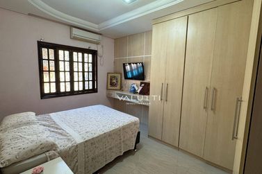 Casa &agrave; venda - 280m&sup2; - Jardim Panorama