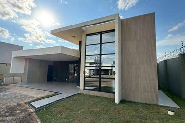 Casa &agrave; venda - 196m&sup2; - Condom&iacute;nio Residencial Villa Firenze