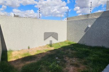 Casa &agrave; venda - 48m&sup2; - Tr&ecirc;s Lagoas