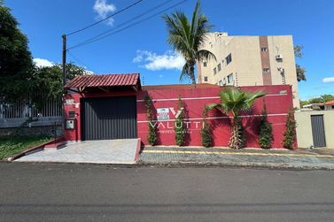 Casa &agrave; venda - 280m&sup2; - Jardim Panorama