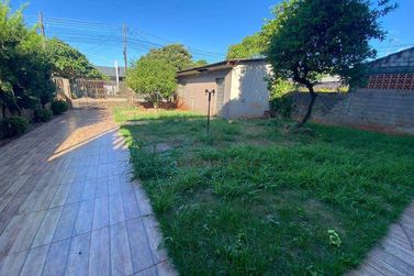 Sobrado para alugar - 100m&sup2; - Loteamento Lind&oacute;ia