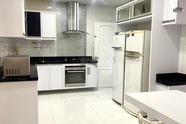 Casa &agrave; venda - 312m&sup2; - Jardim Eliza II