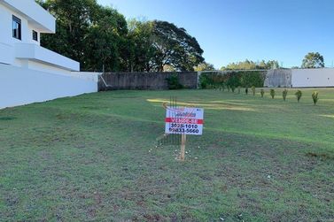 Terreno &agrave; venda - 553m&sup2; - Condom&iacute;nio Villagio Cataratas
