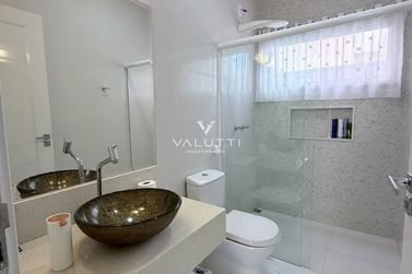Sobrado &agrave; venda - 206m&sup2; - Condom&iacute;nio Terras Alpha I