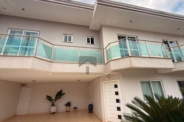 Sobrado &agrave; venda - 245m&sup2; - Jardim Sao Rafael I