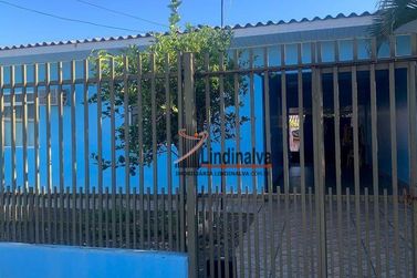 Casa &agrave; venda - 130m&sup2; - Aparecidinha