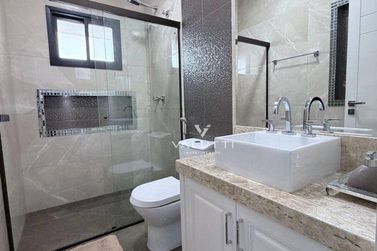 Sobrado &agrave; venda - 235m&sup2; - Condom&iacute;nio Residencial Dom Laurindo
