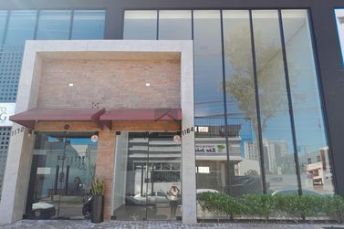 Sal&atilde;o Comercial para alugar - 157m&sup2; - Centro