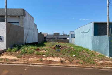 Terreno &agrave; venda - 250m&sup2; - Tr&ecirc;s Fronteiras