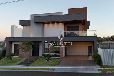 Sobrado &agrave; venda - 356m&sup2; - Condom&iacute;nio &Aacute;guas Claras