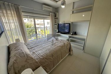 Casa &agrave; venda - 338m&sup2; - Klp