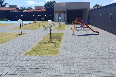 Terreno &agrave; venda - 353m&sup2; - Lancaster V