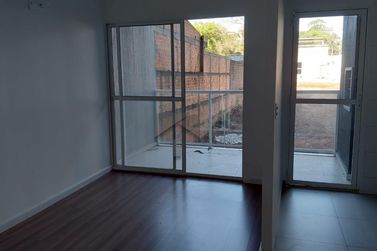 Apartamento &agrave; venda - 55m&sup2; - Vila Yolanda