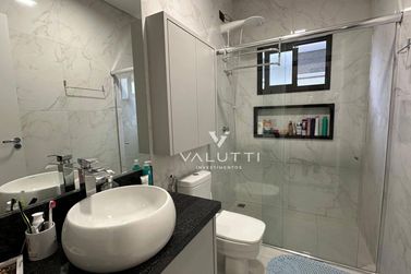 Casa &agrave; venda - 150m&sup2; - Condom&iacute;nio Residencial Igua&ccedil;u