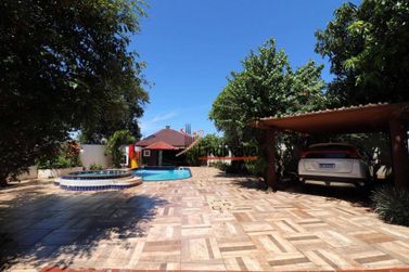Casa &agrave; venda - 428m&sup2; - Jardim Alice I