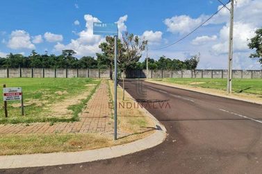 Terreno &agrave; venda - 661m&sup2; - Condominio Fechado Reserva do Igua&ccedil;u