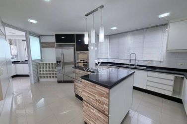 Apartamento &agrave; venda - 155m&sup2; - Edif&iacute;cio Villa Appia