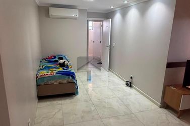 Apartamento &agrave; venda - 105m&sup2; - Centro