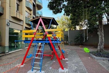 Apartamento &agrave; venda - 176m&sup2; - Edif&iacute;cio Solar Das Gaivotas