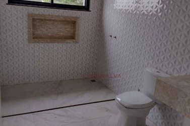 Sobrado &agrave; venda - 172m&sup2; - Parque Residencial Tr&ecirc;s Bandeiras