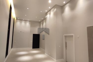 Casa &agrave; venda - 180m&sup2; - Carim&atilde;