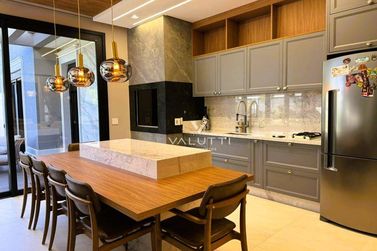 Casa &agrave; venda - 280m&sup2; - Royal Boulevard Yacht Residence e Resort