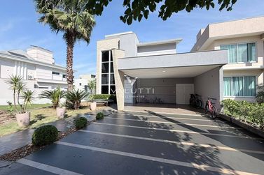 Sobrado &agrave; venda - 206m&sup2; - Condom&iacute;nio Terras Alpha I