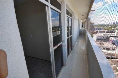Apartamento &agrave; venda - 133m&sup2; - Centro