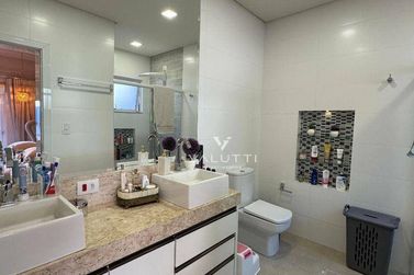 Casa &agrave; venda - 352m&sup2; - Condom&iacute;nio Residencial Dom Laurindo