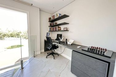 Sobrado &agrave; venda - 385m&sup2; - Royal Boulevard Yacht Residence e Resort