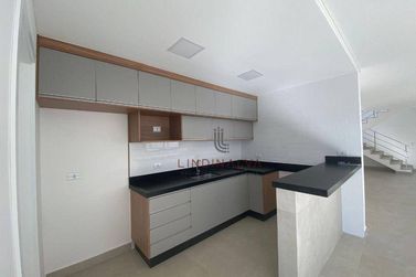 Sobrado &agrave; venda - 300m&sup2; - Jardim Petr&oacute;polis