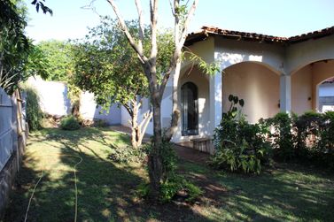Casa &agrave; venda - 180m&sup2; - Bourbon