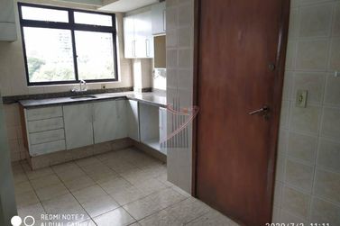 Apartamento para alugar - 194m&sup2; - Edif&iacute;cio Residencial Sevilha